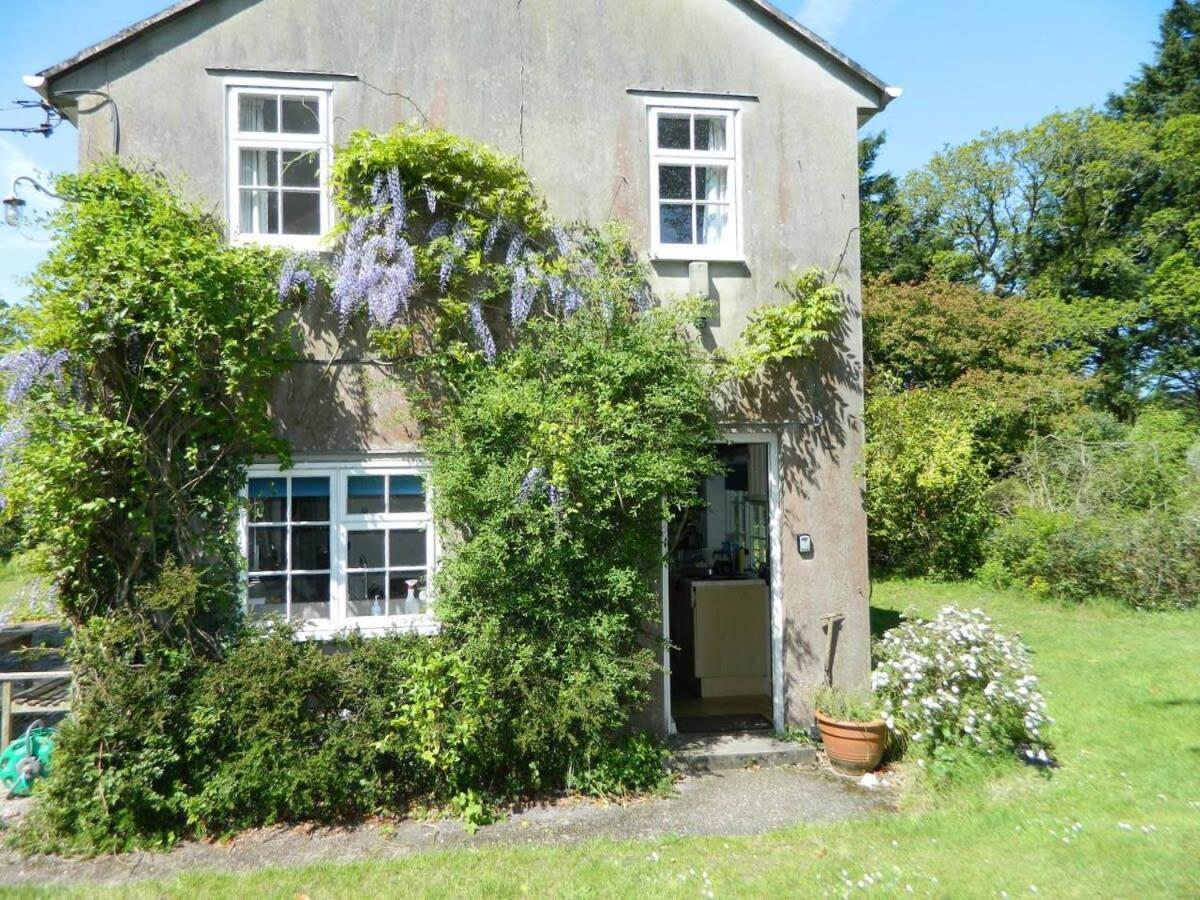 River Cottage A Country Retreat In Wooded Gardens East Stoke  Exterior photo