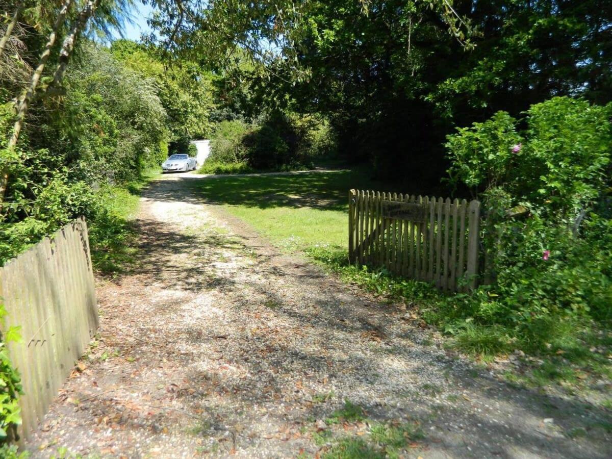River Cottage A Country Retreat In Wooded Gardens East Stoke  Exterior photo